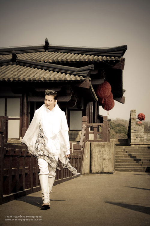 Đ&agrave;m Vĩnh Hưng l&atilde;ng tử Trung Hoa